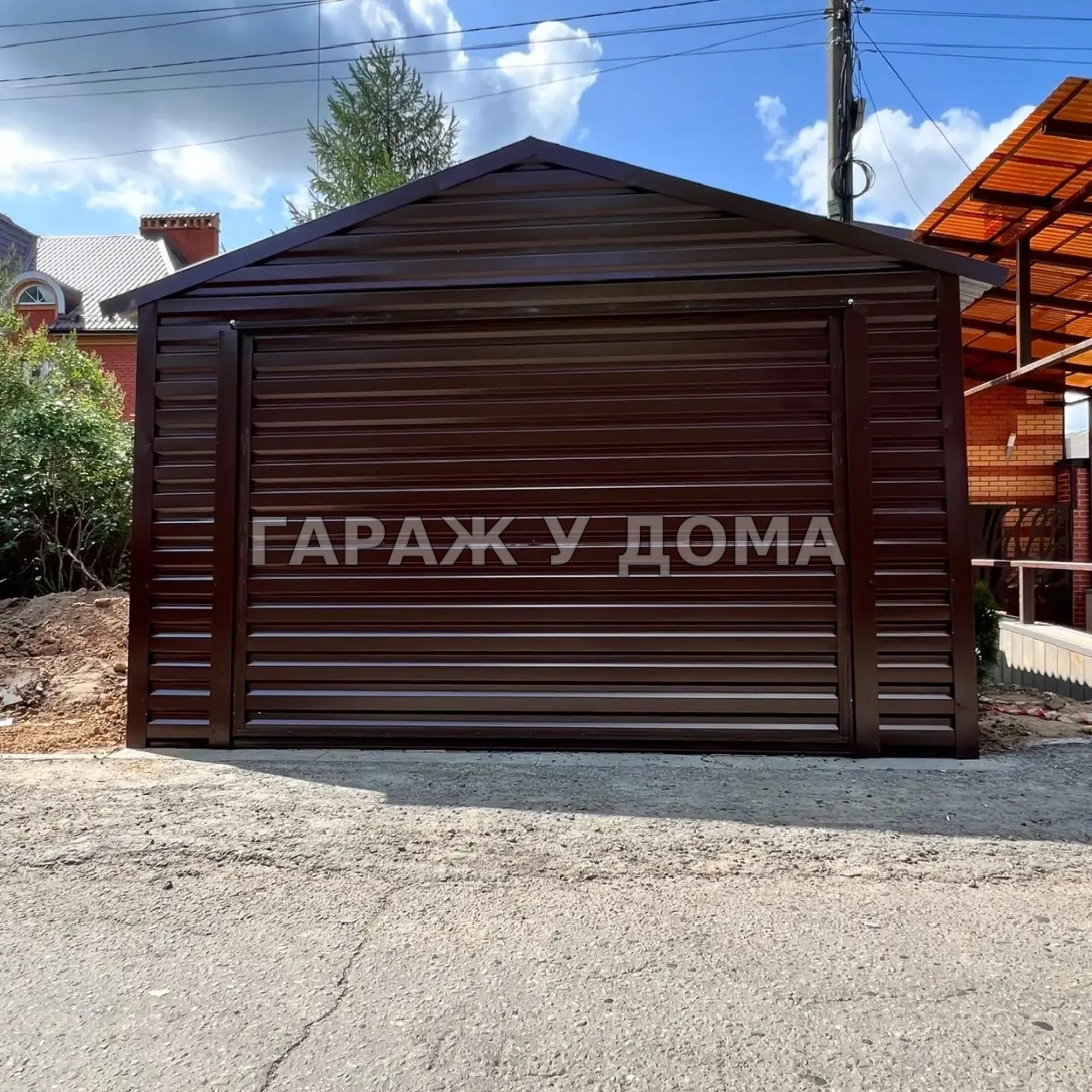 Гараж у дома. Каталог гаражей и хозблоков для любых нужд