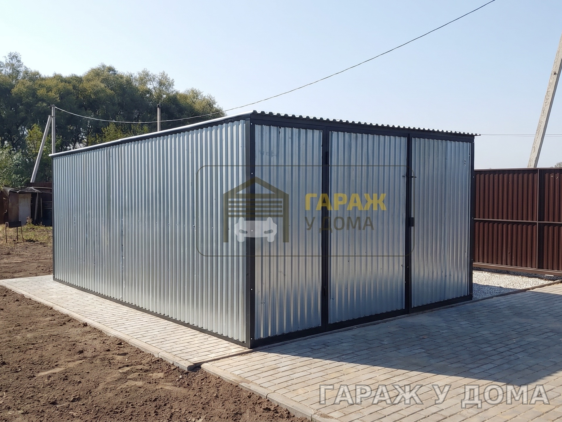 Гараж у дома. Каталог гаражей и хозблоков для любых нужд